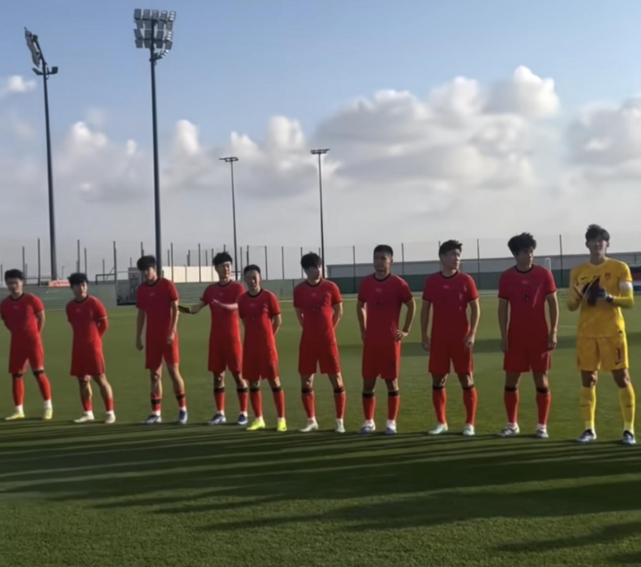 C7娱乐官方网站-2-2爆冷！国足平乌兹别克，邵佳一激活留洋神锋：3场3球带队不败